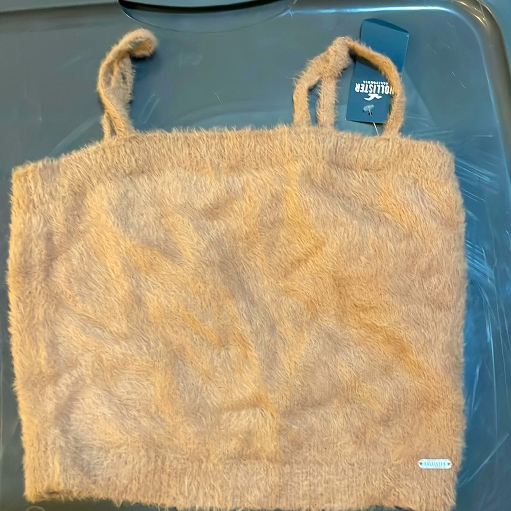 Hollister fuzzy crop top